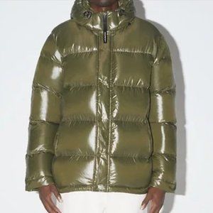 TNA Superpuff - Glossy Army Green